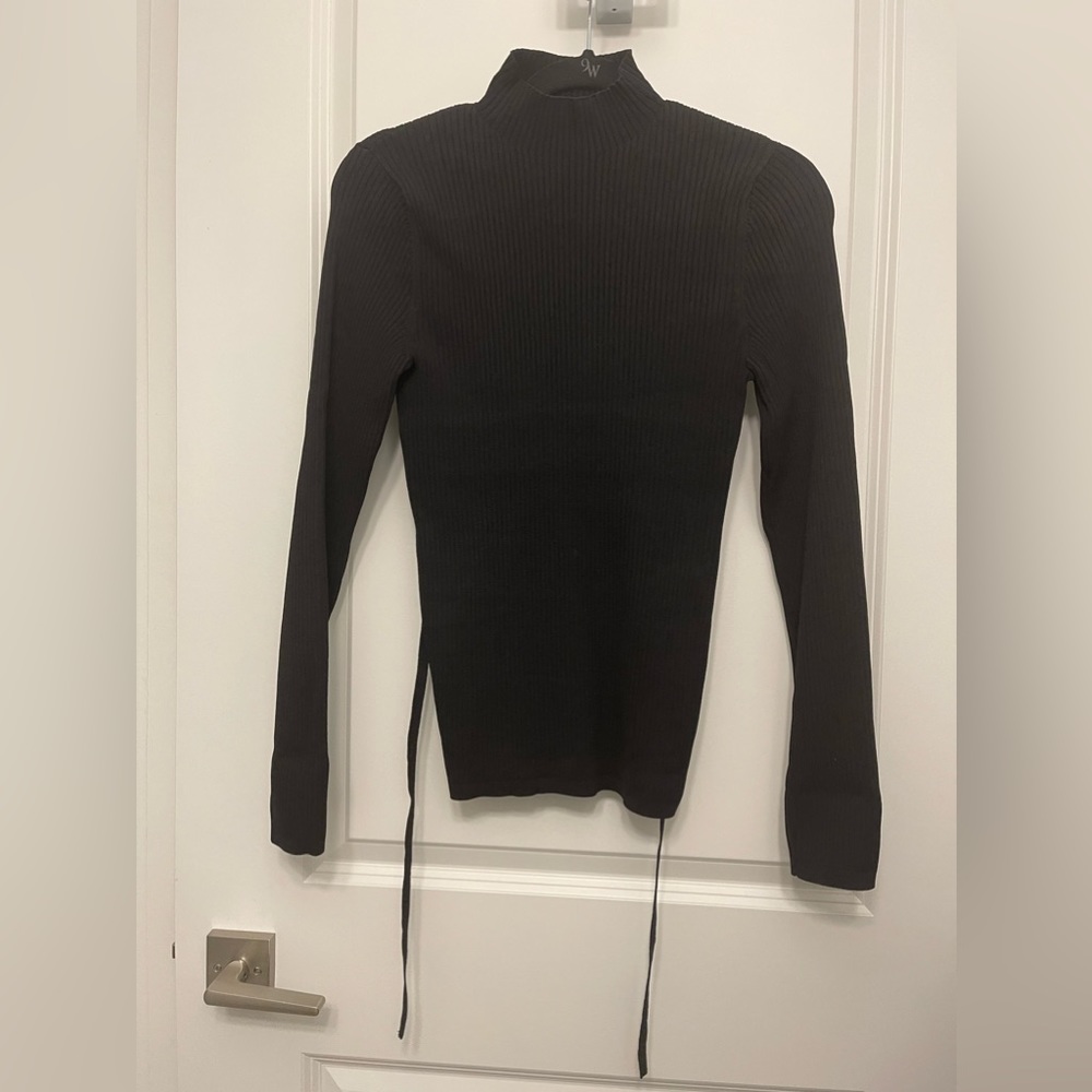 ARITZIA knit sweater